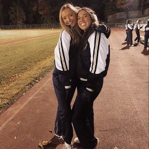 Meet your Posher, Mya